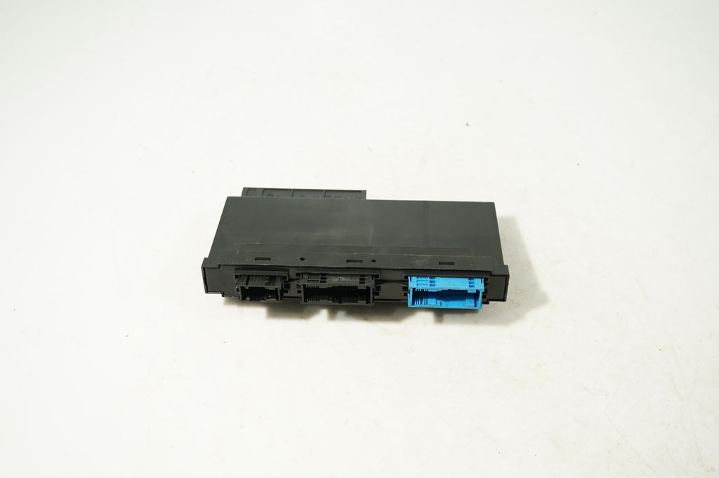 Comfort/convenience module (6)