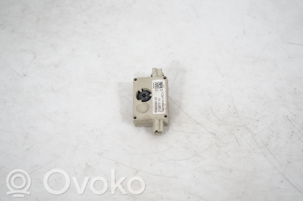 Aerial antenna amplifier (4)