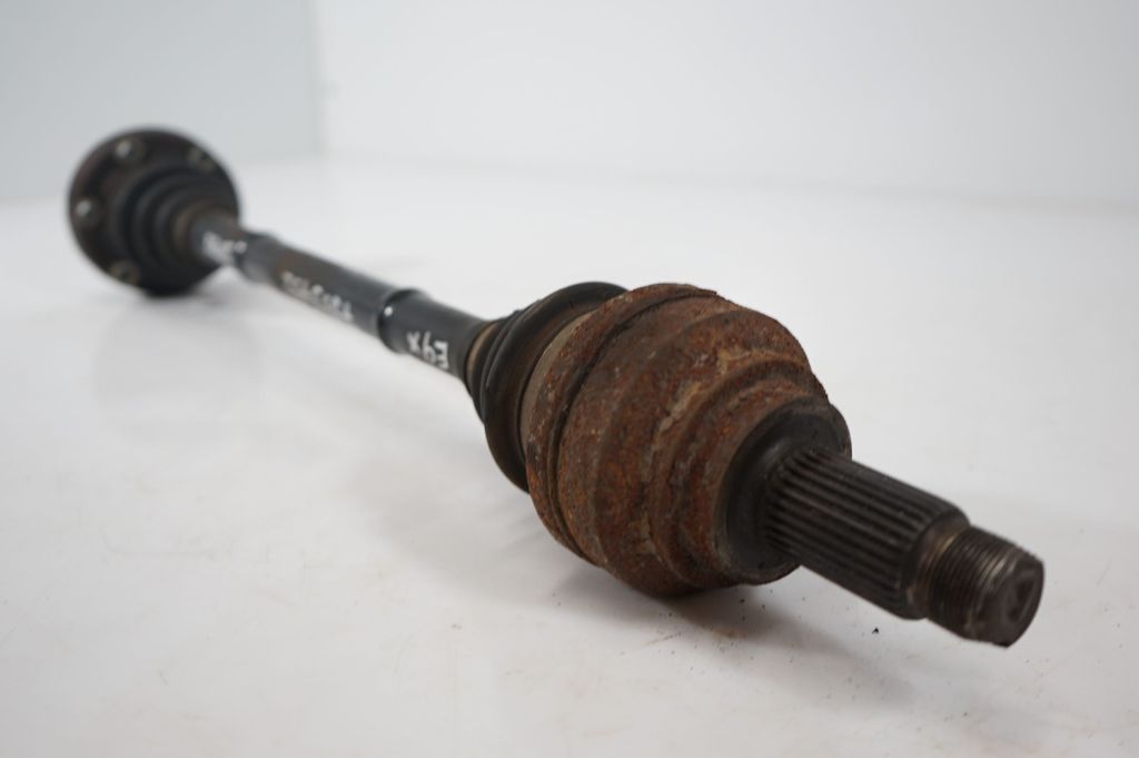 Rear driveshaft (5)