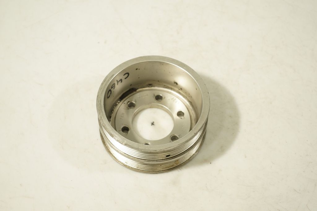 Crankshaft pulley (3)