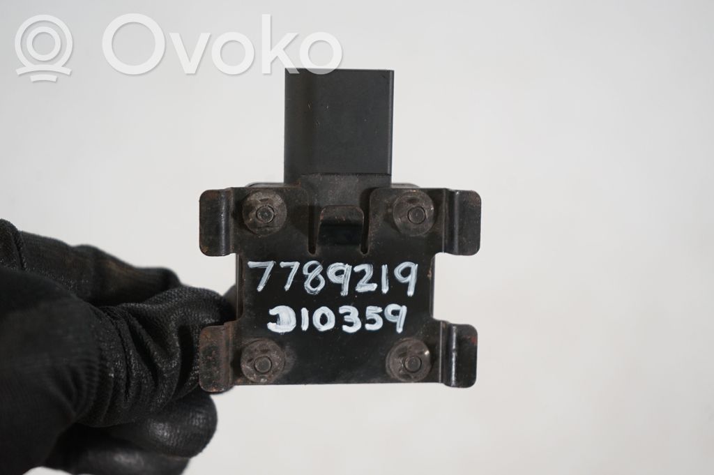 Exhaust gas pressure sensor (8)