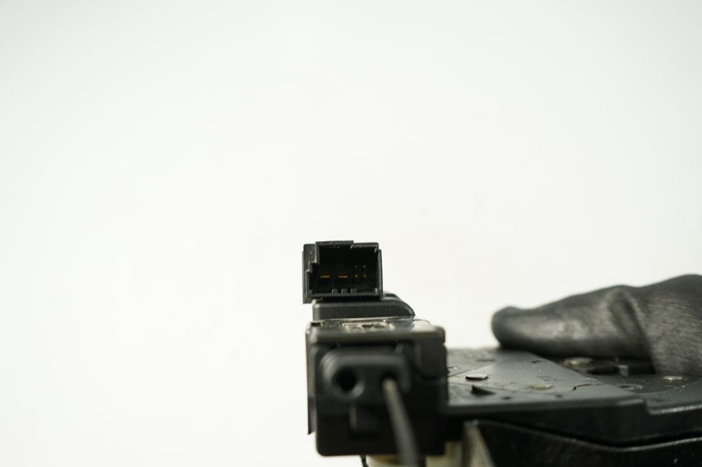 Tailgate/trunk/boot lock/catch/latch (9)
