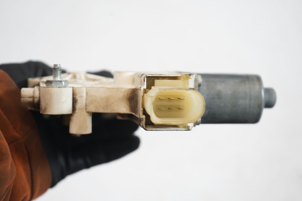 Front door window regulator with motor (6)