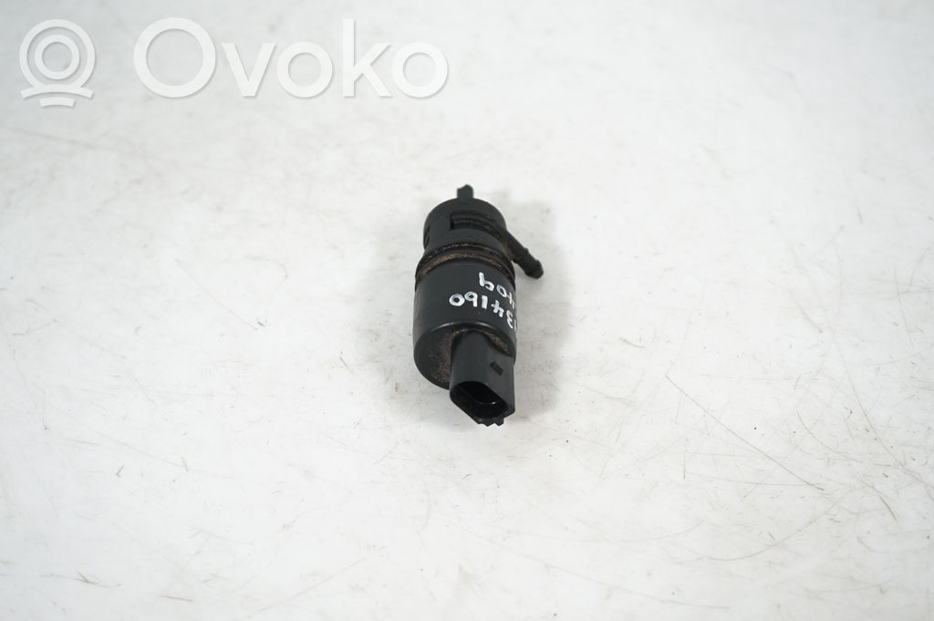 Windscreen/windshield washer pump (2)