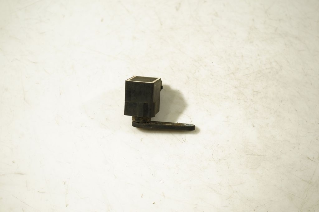 Headlight/headlamp level sensor (3)
