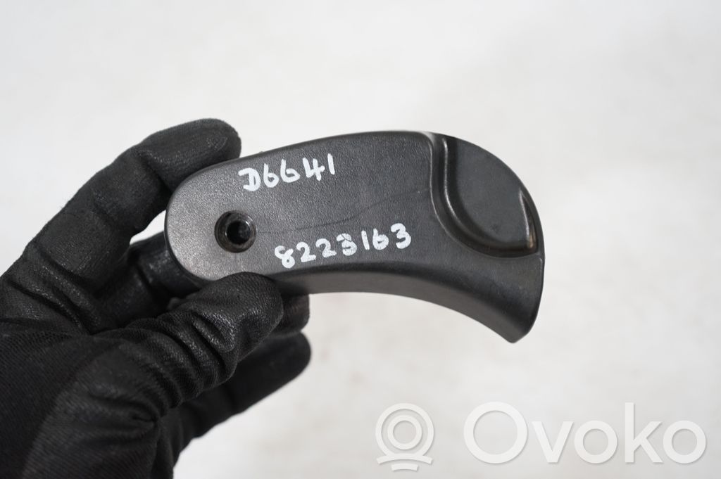 Engine bonnet (hood) release handle (7)