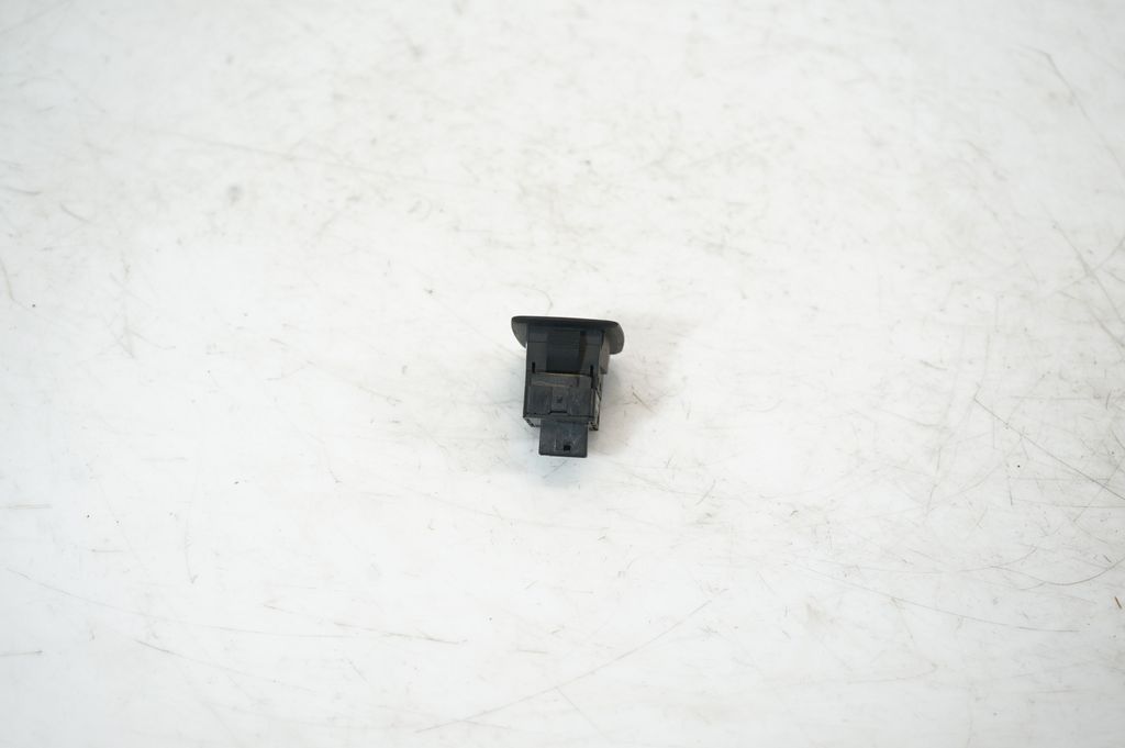 Electric window control switch (3)