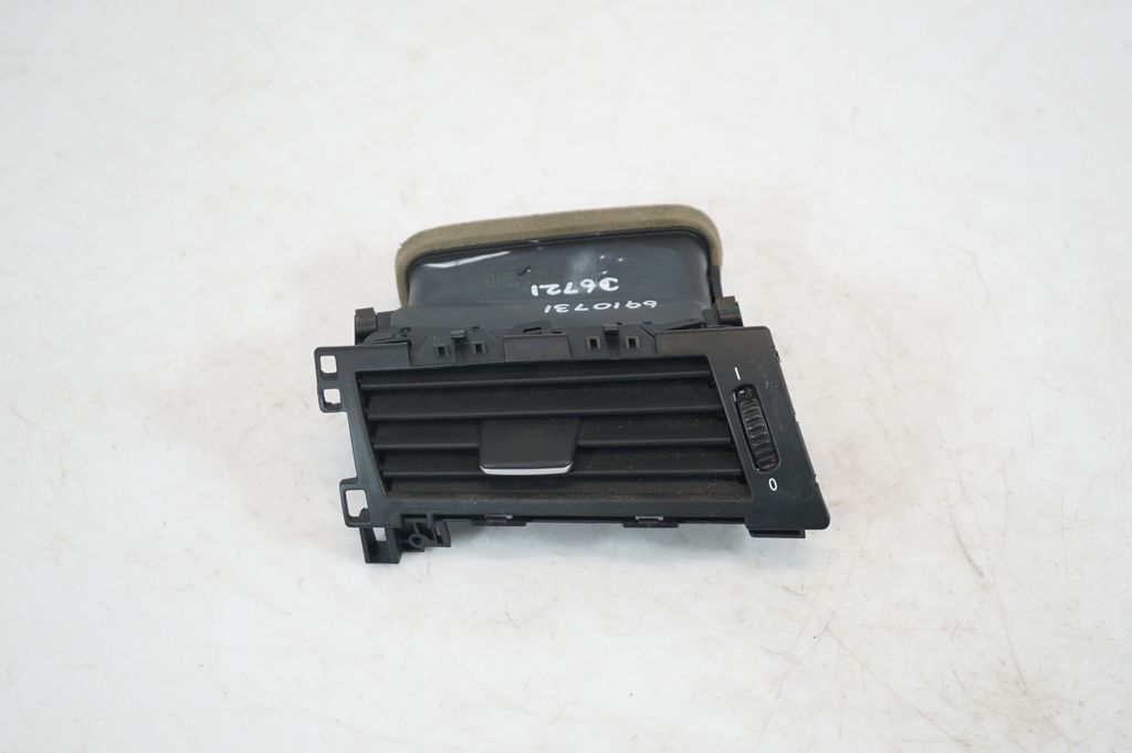 Dashboard side air vent grill/cover trim