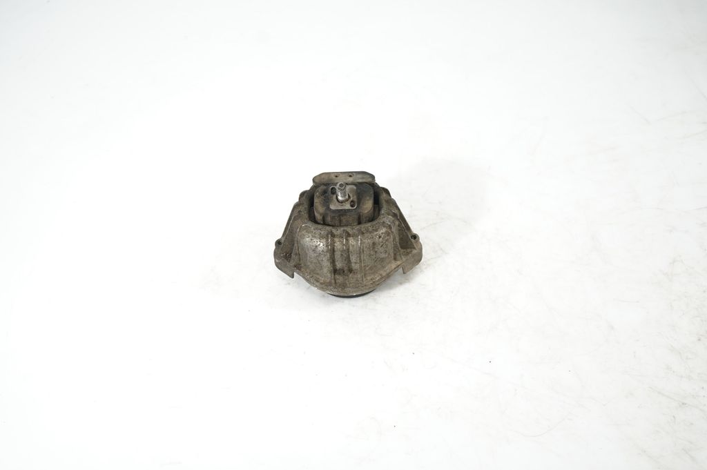 Engine mount bracket (2)