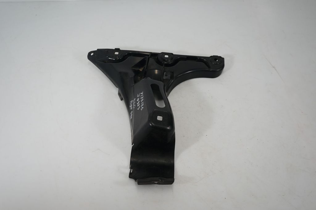 Rear bumper mounting bracket (5)