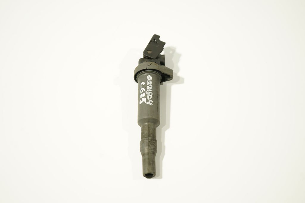 High voltage ignition coil
