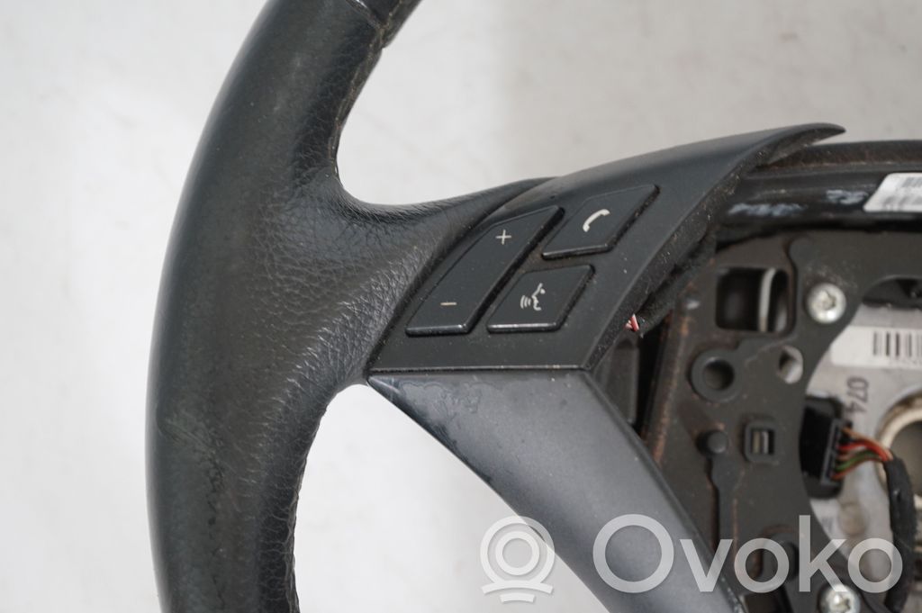 Steering wheel (7)