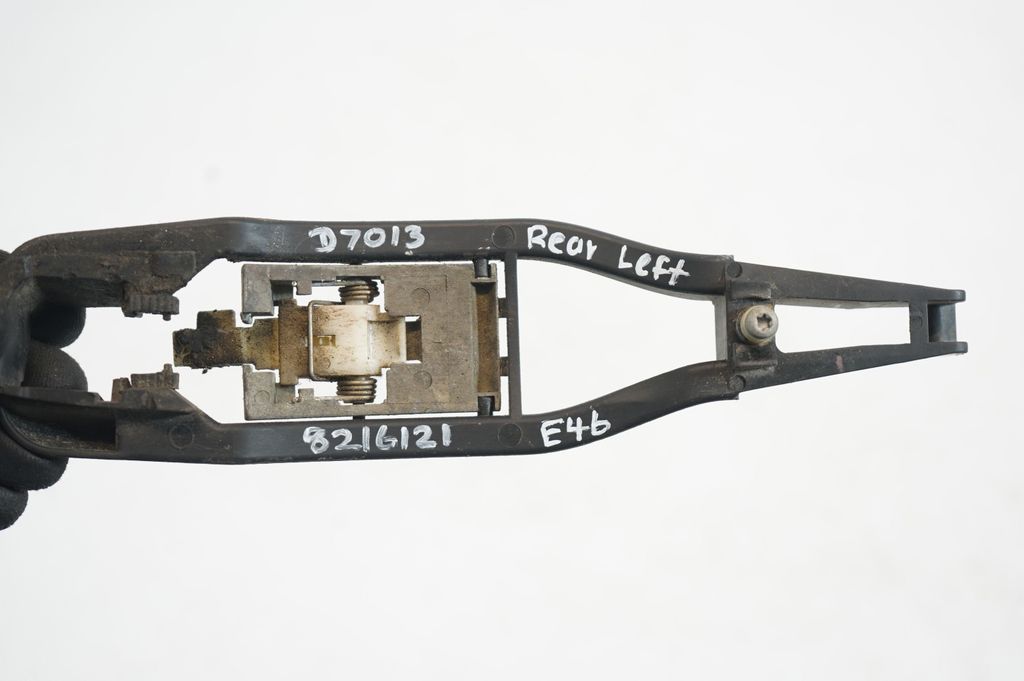 Front door exterior handle (7)