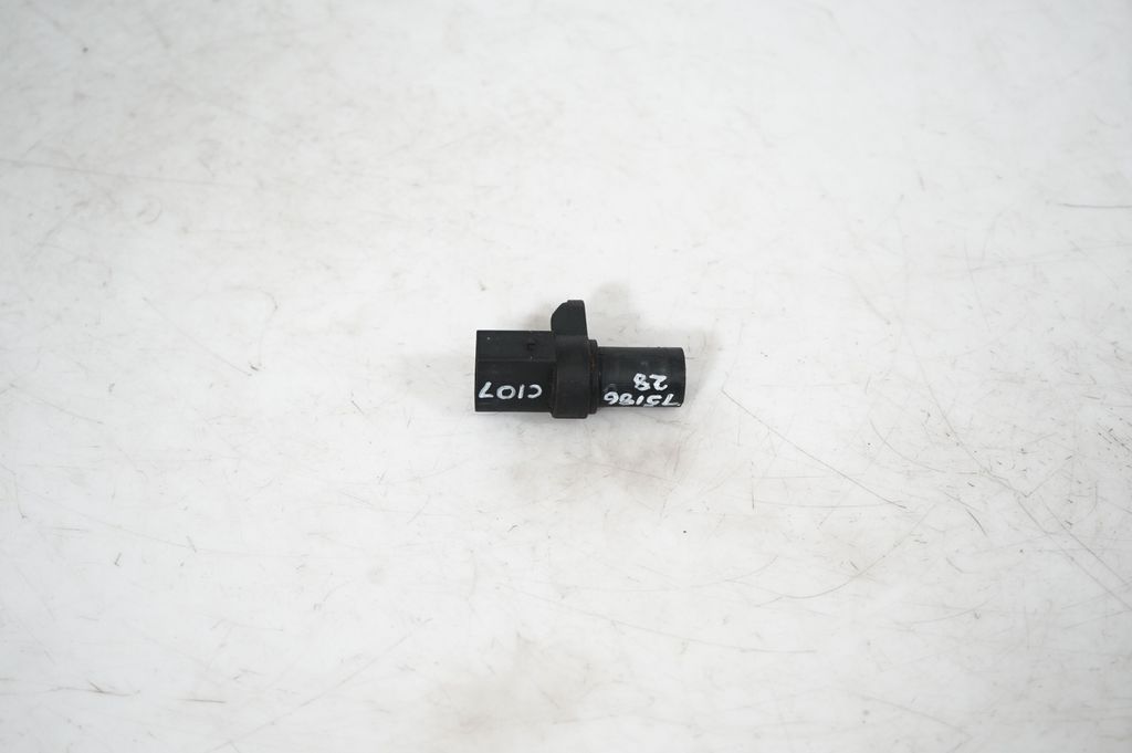 Camshaft position sensor (3)