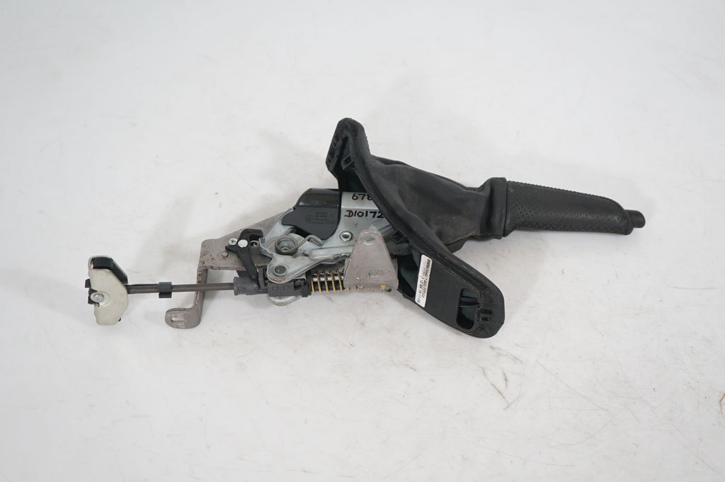 Handbrake/parking brake lever assembly