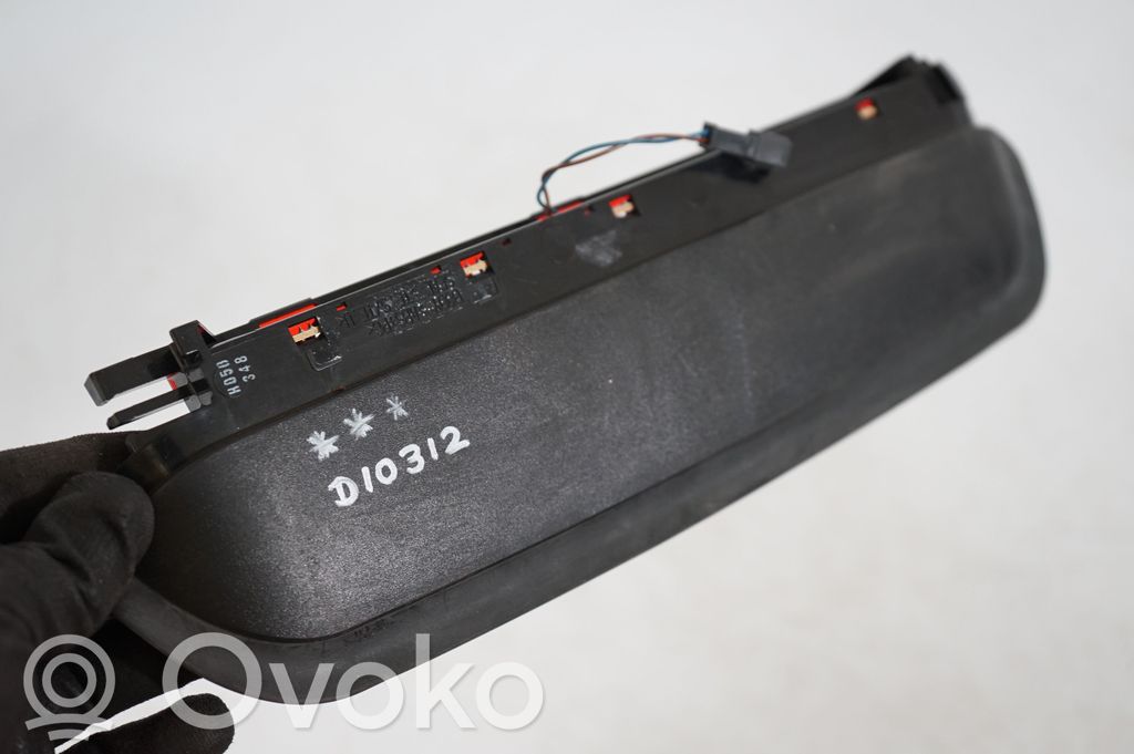 Rear/tail lights (7)