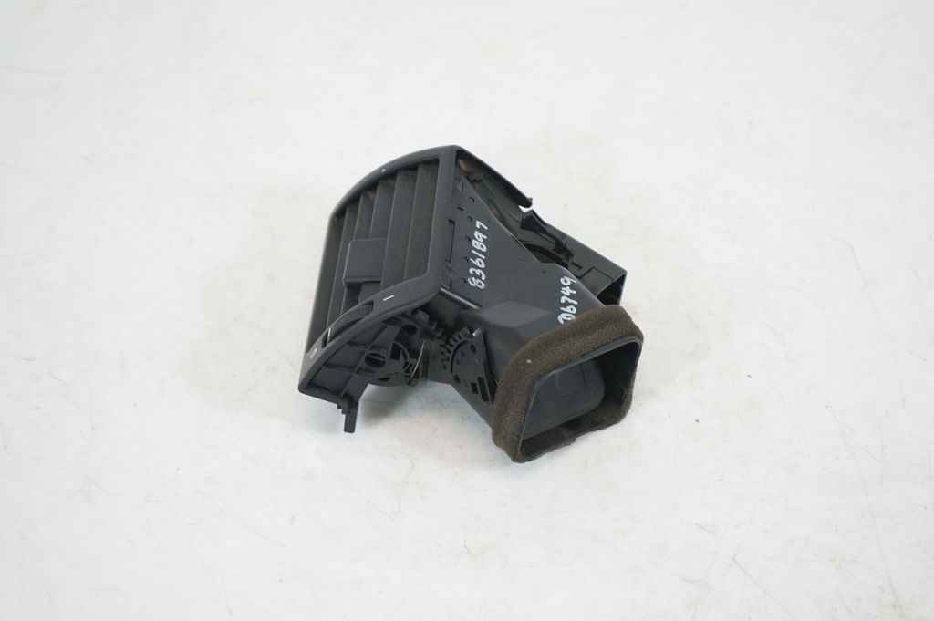 Dashboard side air vent grill/cover trim (2)