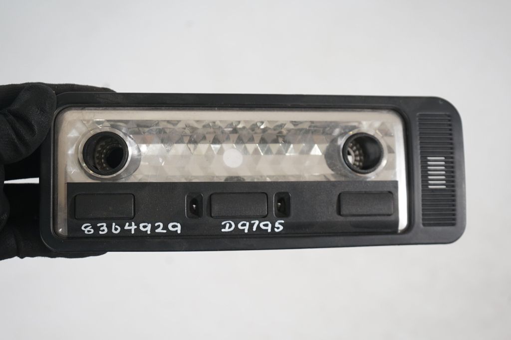 Front seat light (7)