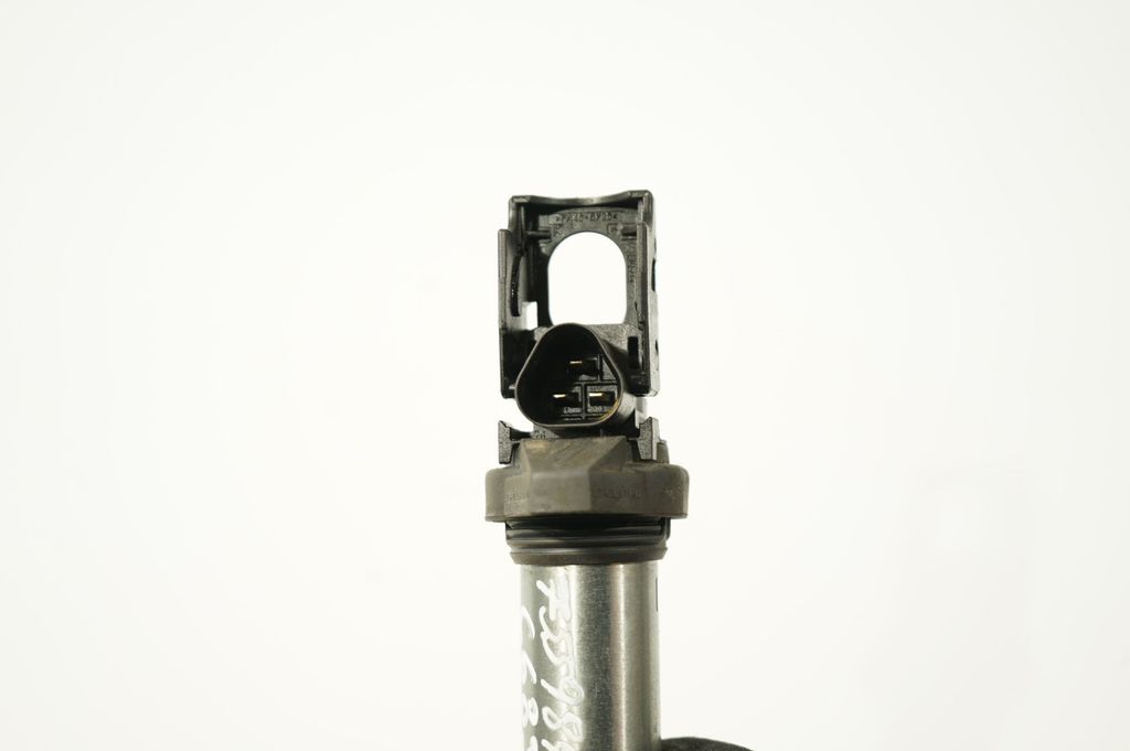 Front wheel hub spindle knuckle (6)