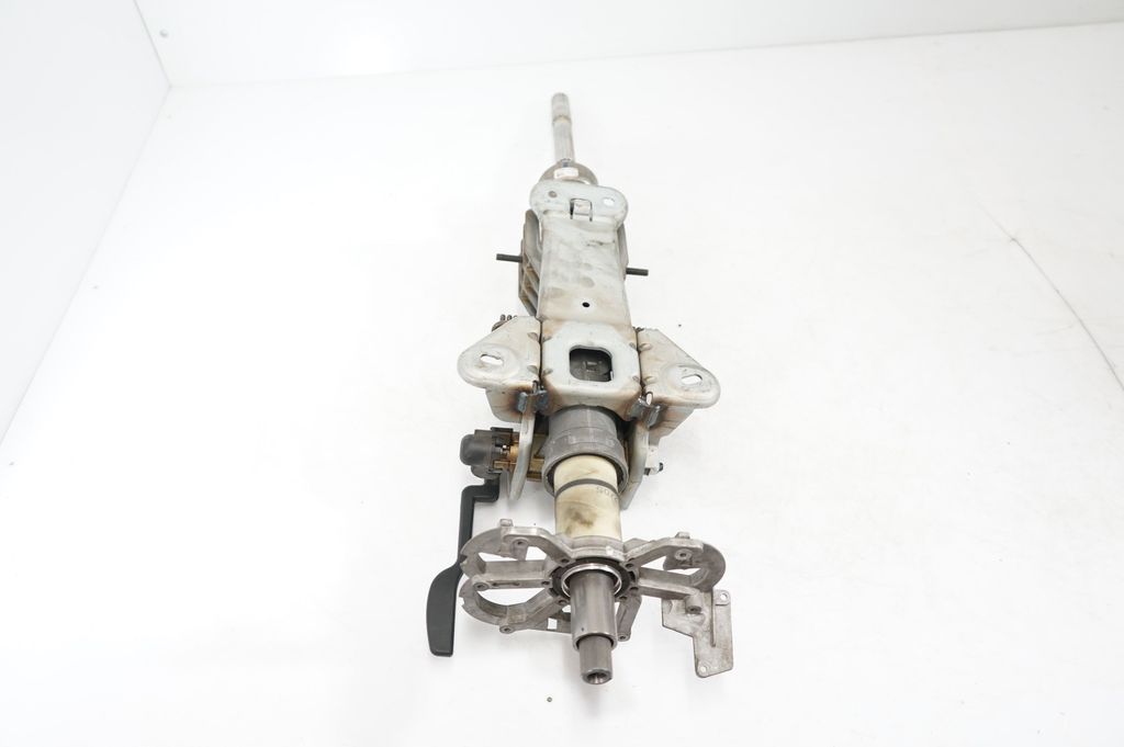 Steering wheel axle (5)