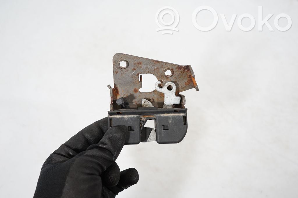 Seat back rest lock catch (6)