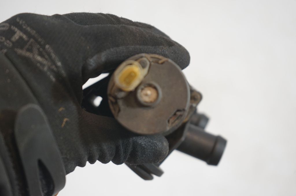 Electric auxiliary coolant/water pump (7)