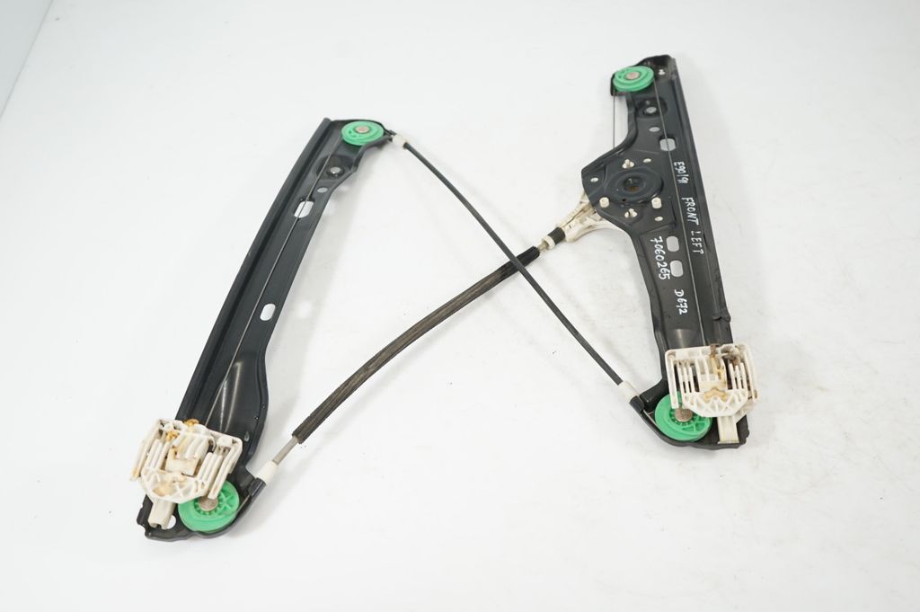 Front door window regulator with motor (2)