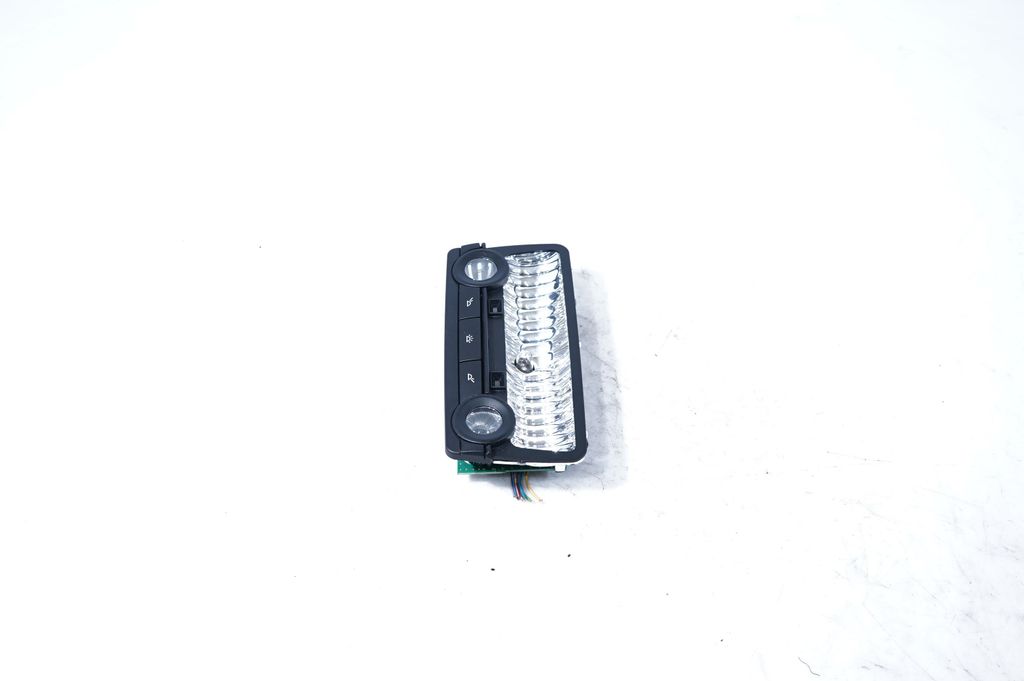 Rear seat light (2)