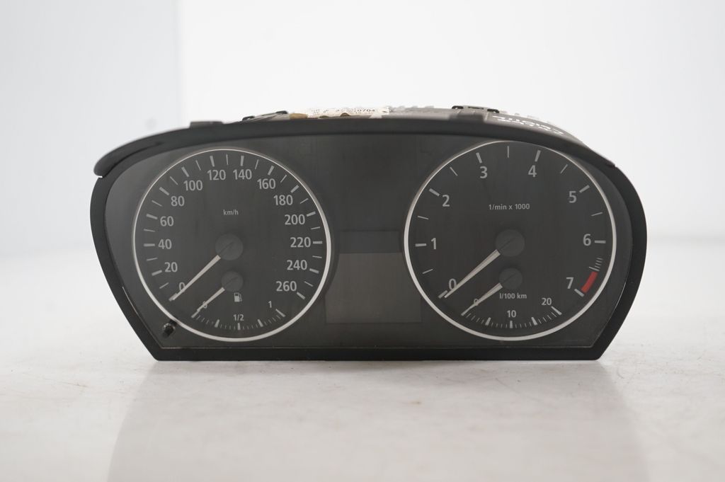 Speedometer (instrument cluster) (3)