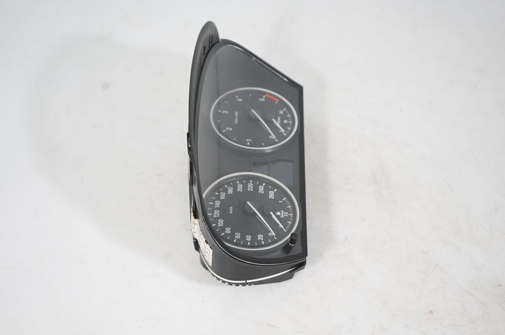 Speedometer (instrument cluster) (4)