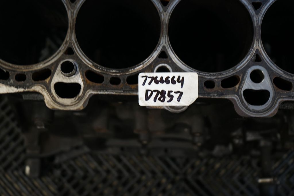 Engine head (5)
