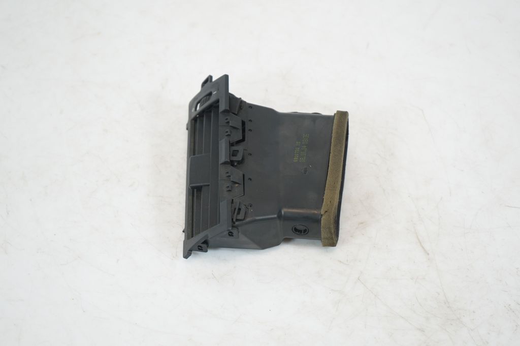 Dashboard side air vent grill/cover trim (2)