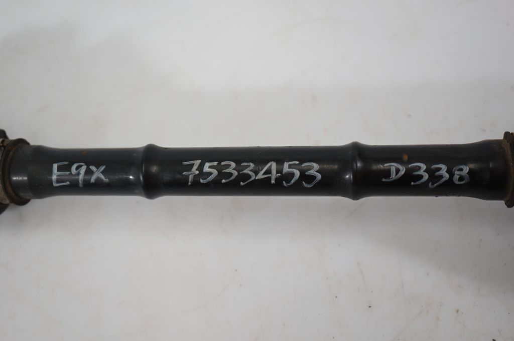 Rear driveshaft (8)