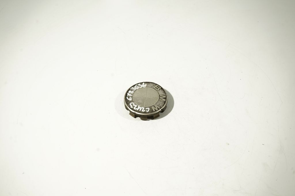 Original wheel cap (3)