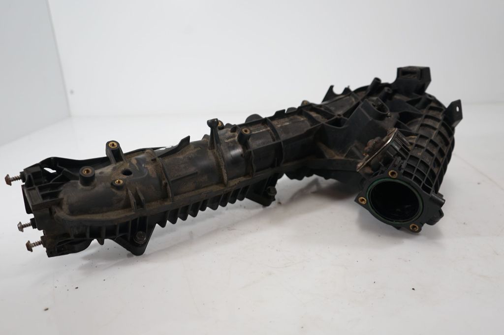 Intake manifold (6)