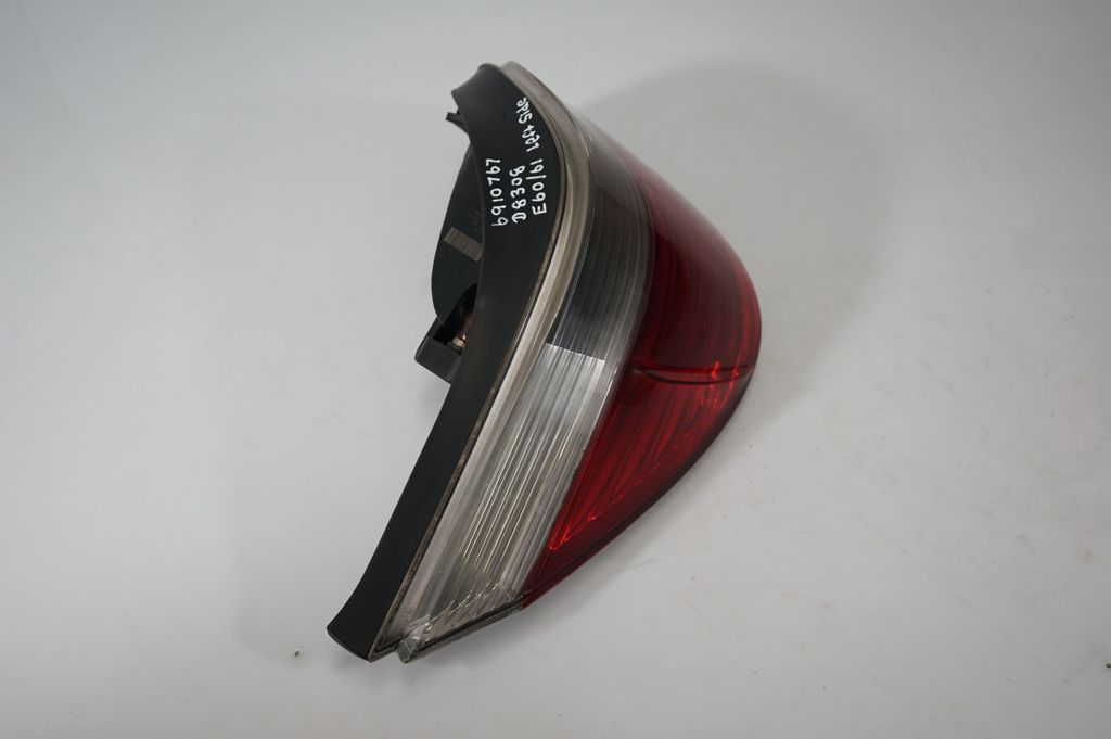 Rear/tail lights (4)