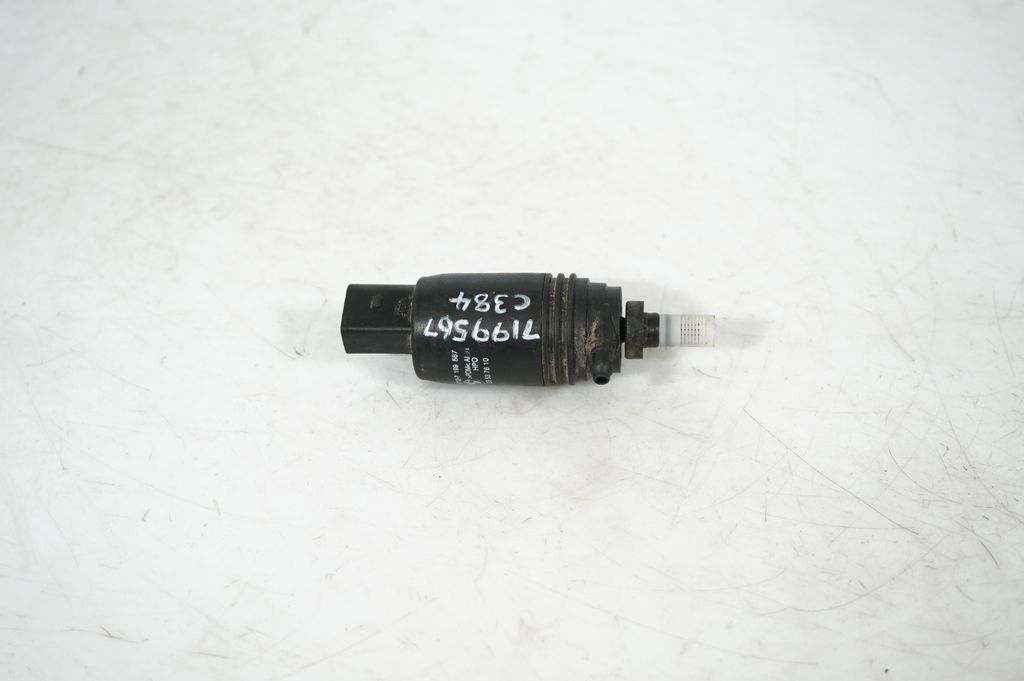 Windscreen/windshield washer pump (3)