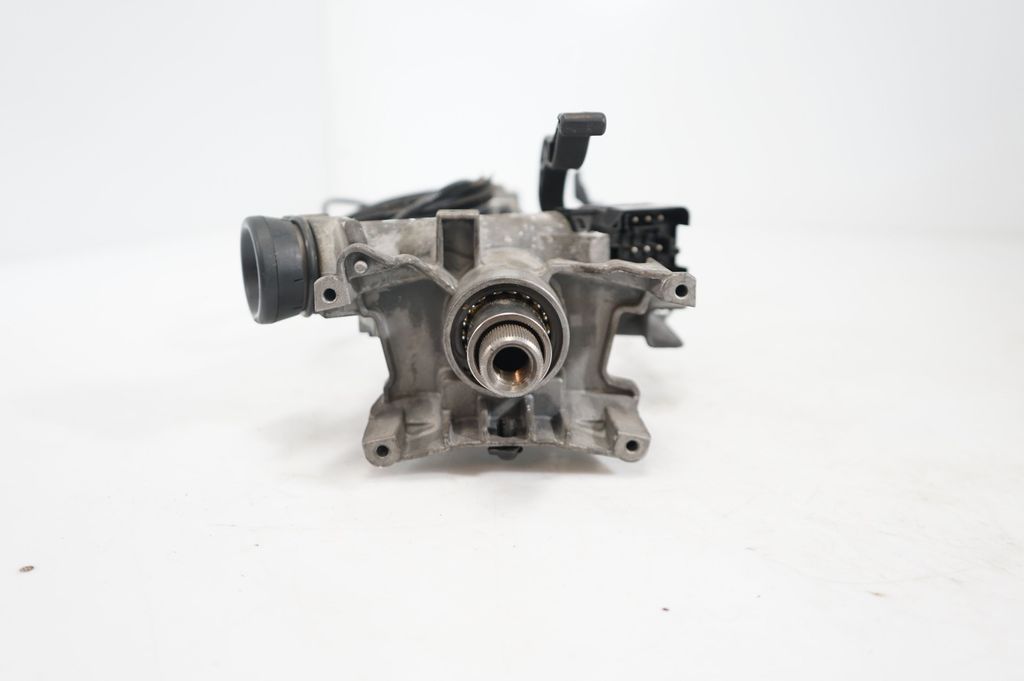 Steering wheel axle set (8)