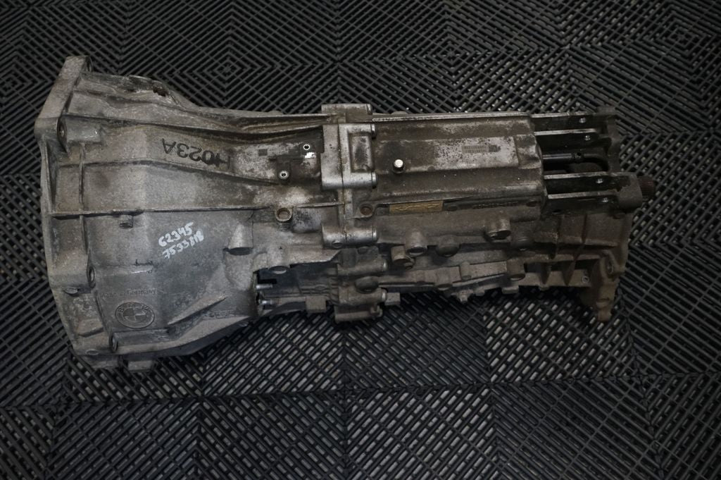 Manual 6 speed gearbox (10)
