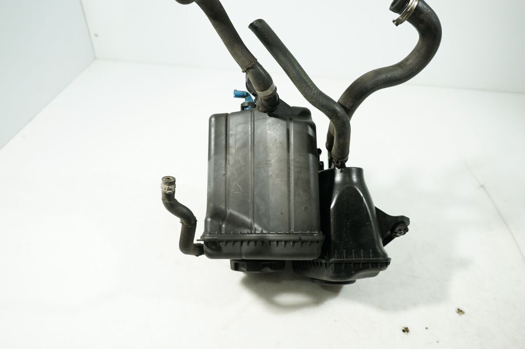 Coolant expansion tank/reservoir (6)