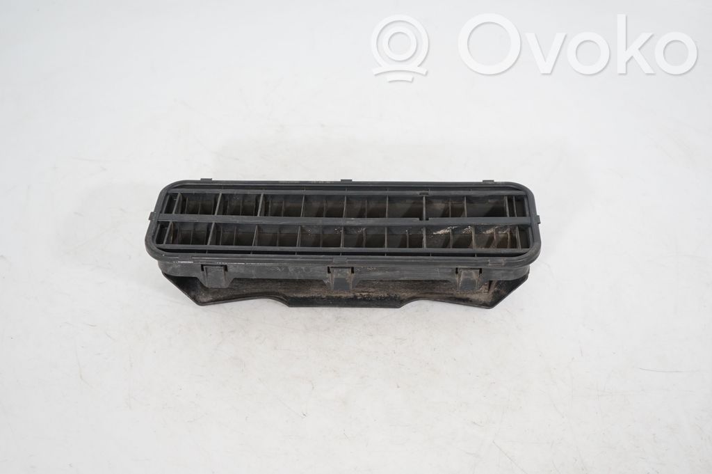 Quarter panel pressure vent (3)