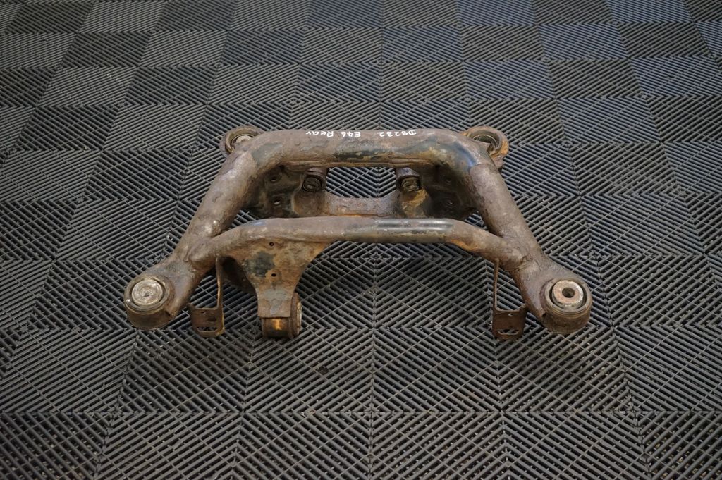 Rear axle beam with reductor (3)