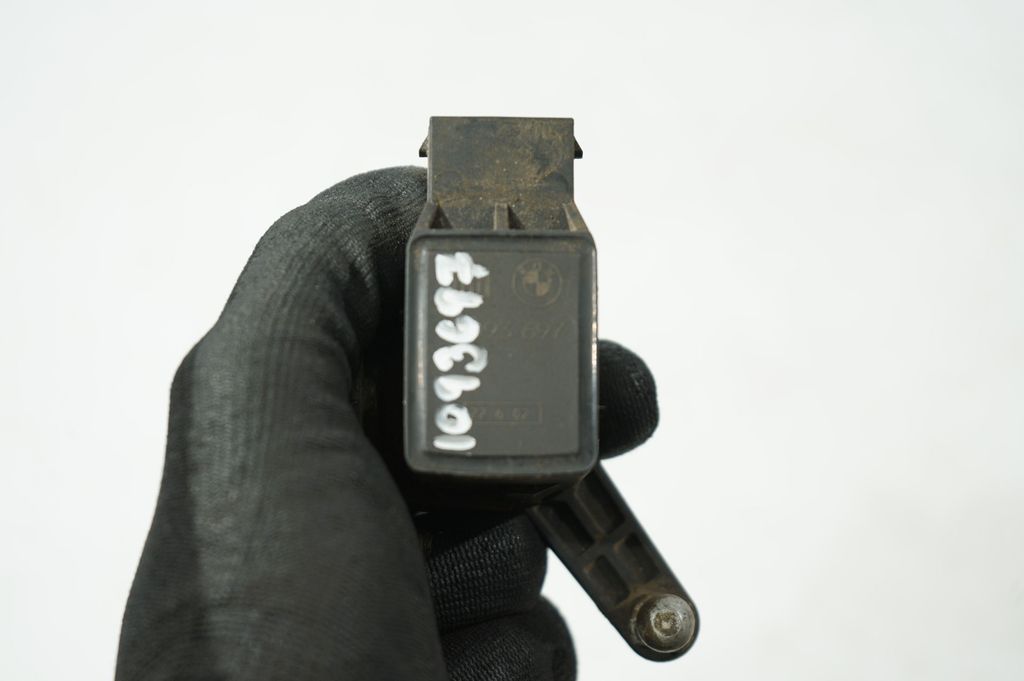 Headlight/headlamp level sensor (8)