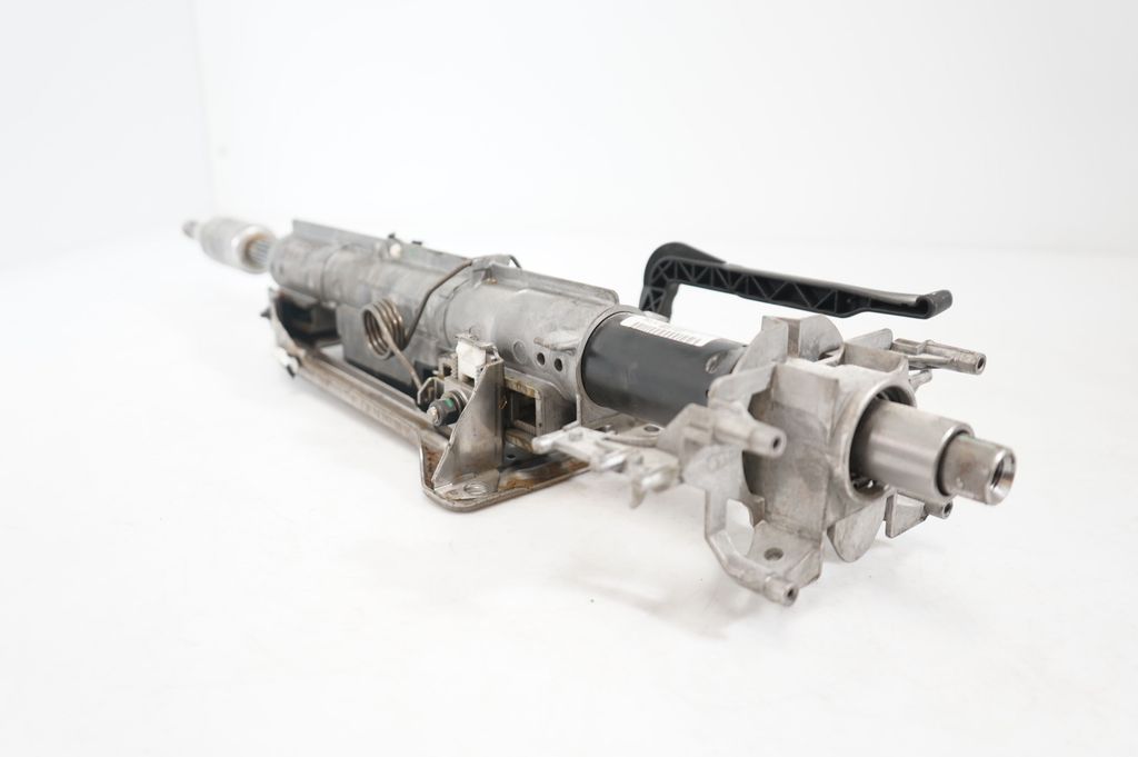 Steering wheel axle (6)