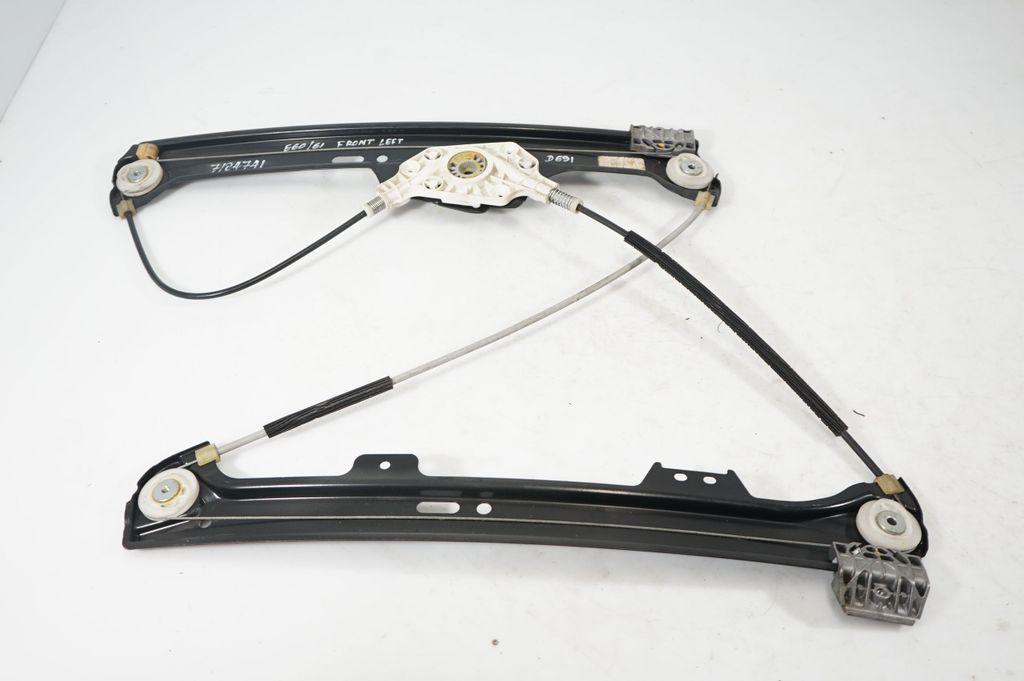 Front door window regulator with motor