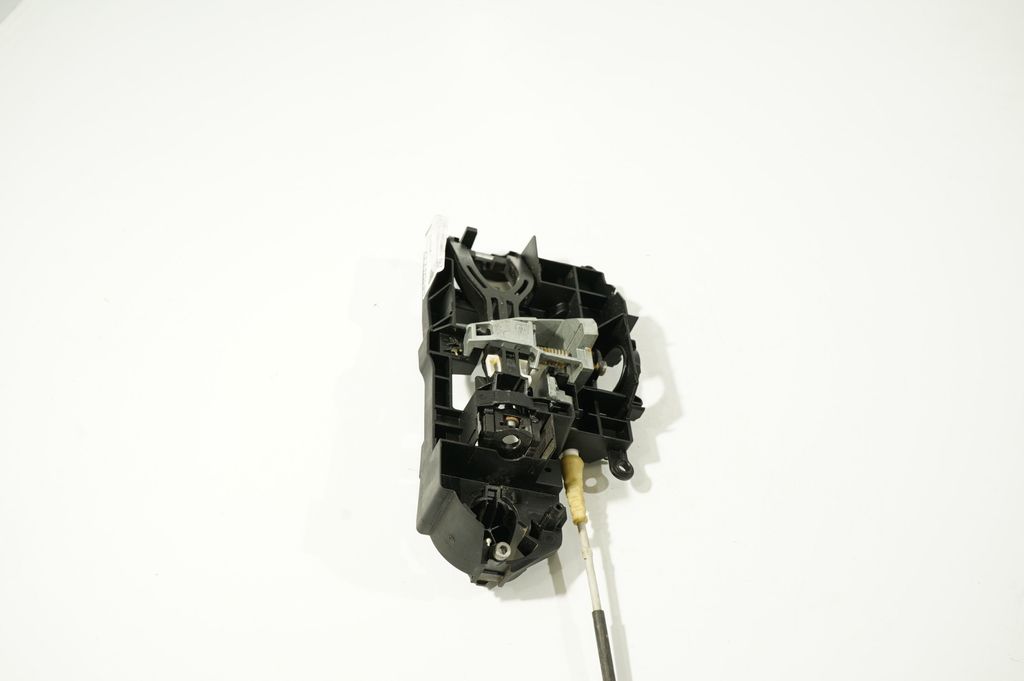 Rear door exterior handle/bracket (6)