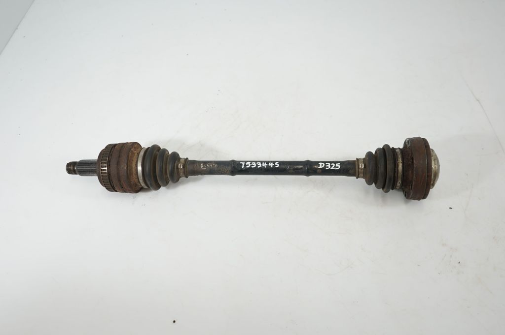 Rear driveshaft