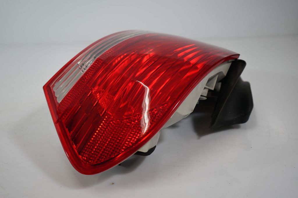 Rear/tail lights (6)