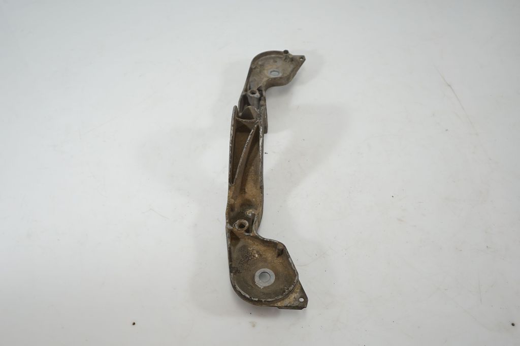 Rear differential/diff mount bracket (4)