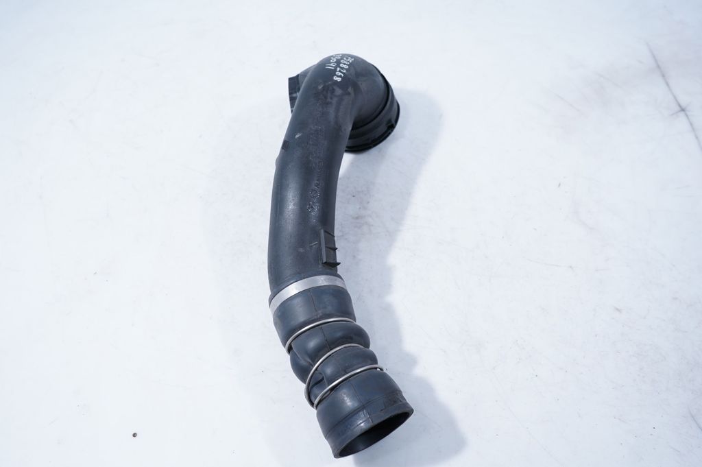 Intercooler hose/pipe (2)